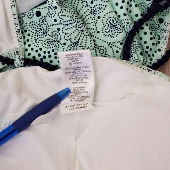 Anne Cole Studio Mykonos Medallion Plunging Neckline Strappy One-Piece Swimsuit - Picture 7 of 7